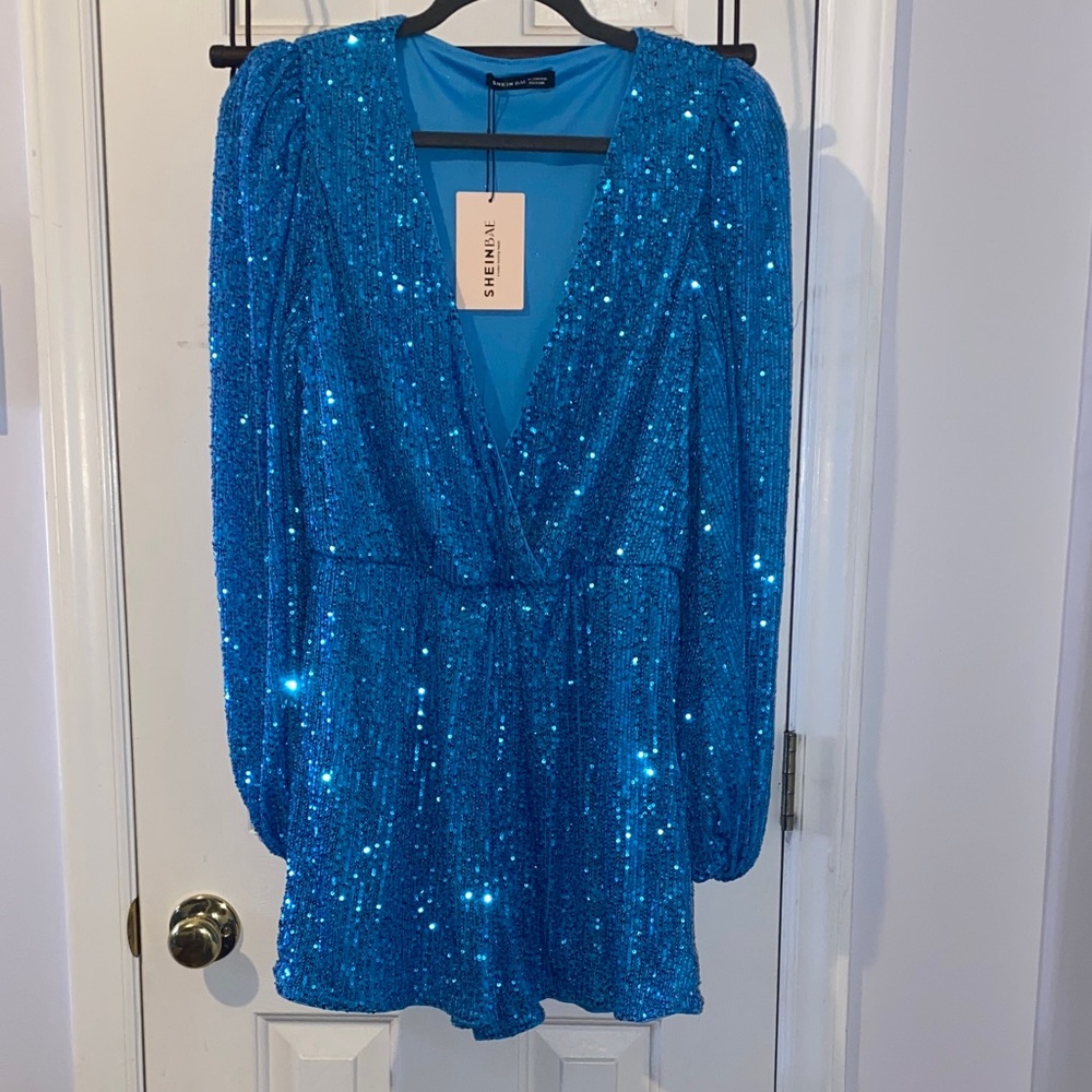 SHEIN Bae turquoise long sleeve romper, NWT, with belt, sz. L